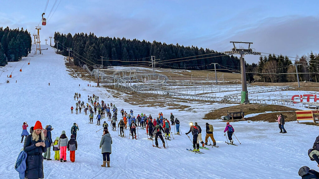 Plenty of skimo racers started to the big ascend in the race